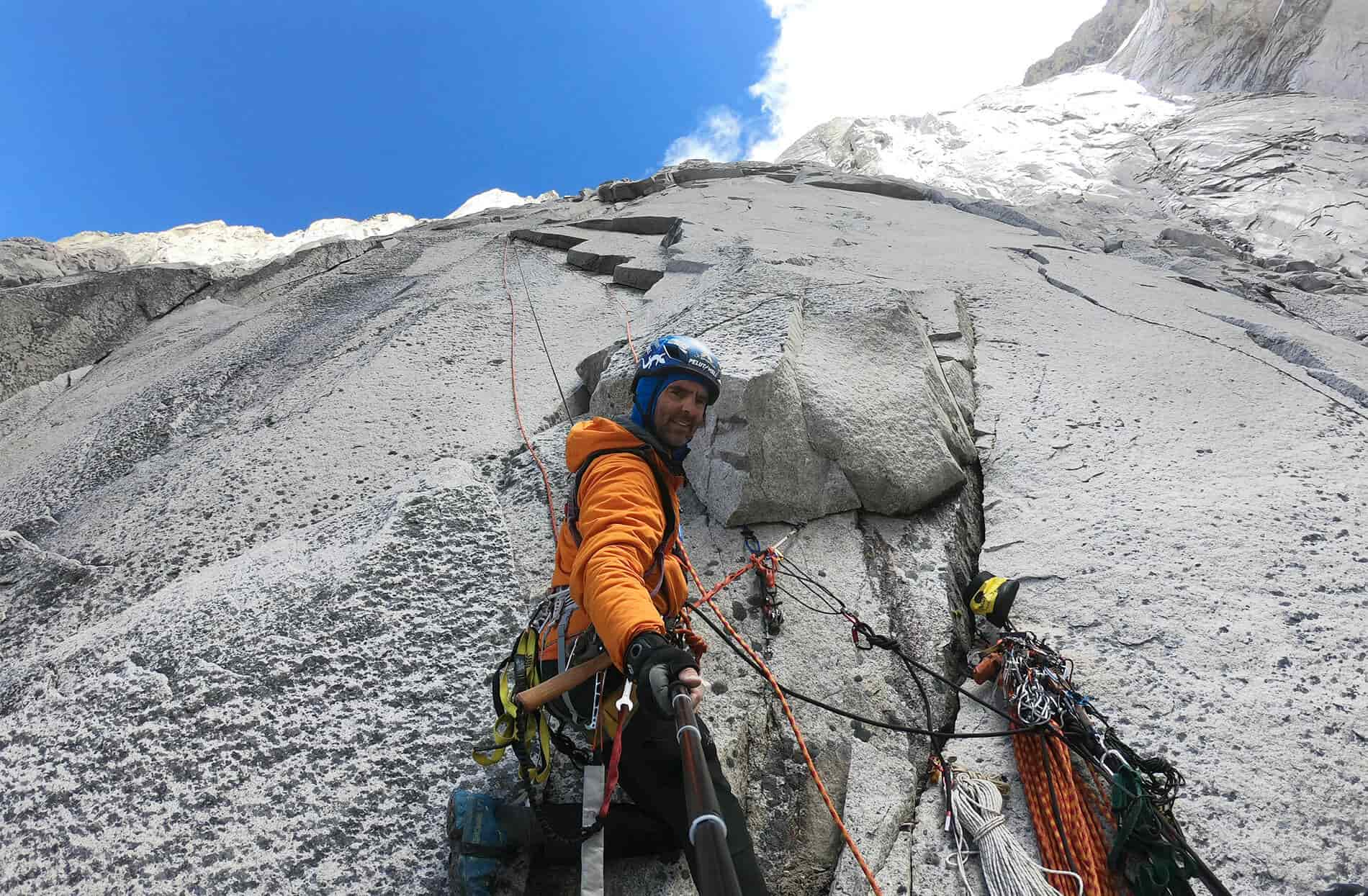 Pelut maetro en escalada artificial