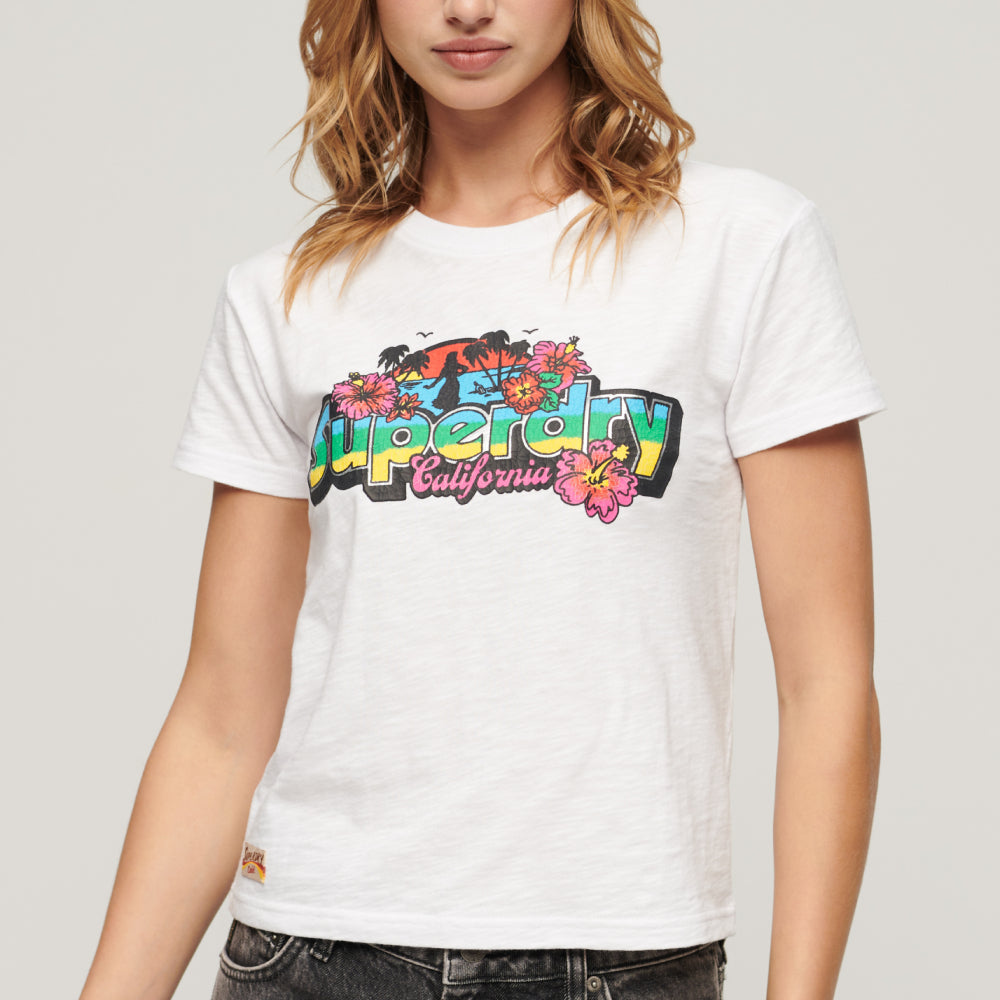 Cali Sticker Fitted Tee Camisetas Mujer Lifestyle Superdry