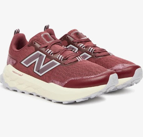 Fresh Foam X Garo v2 Mujer Zapatillas Trail Running New Balance